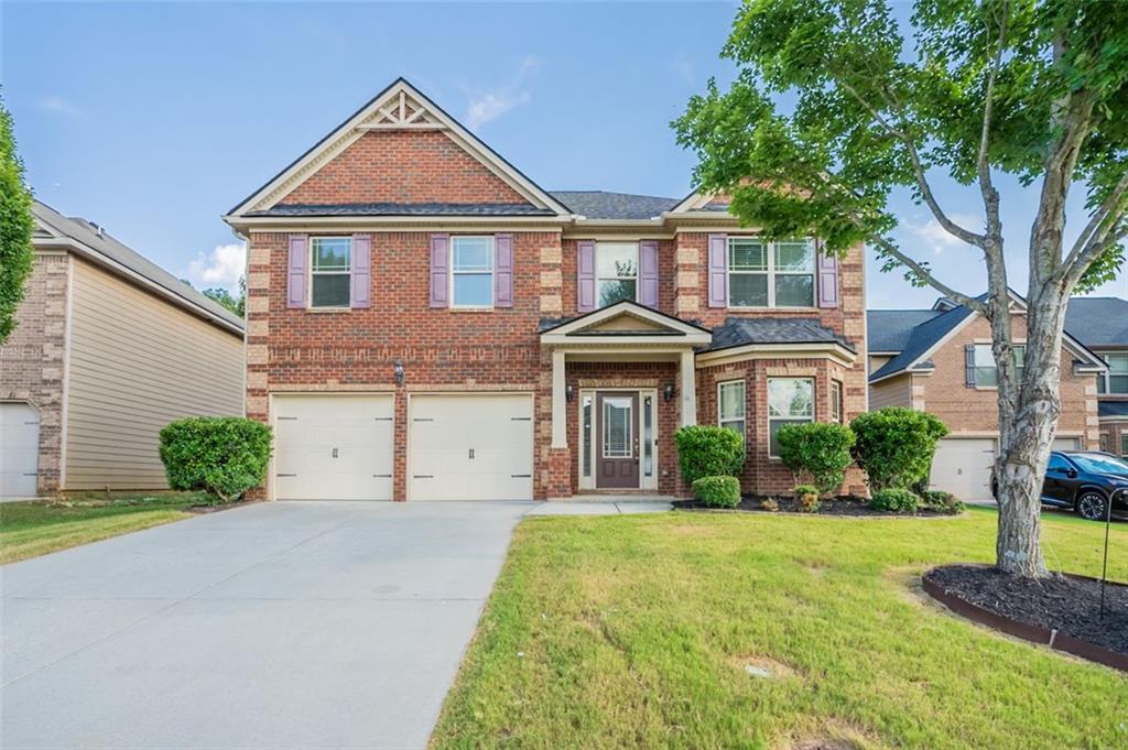 **Stunning Home in the Heart of highly sought after Buford – 1337 Clarecastle Lane**
Welcome to your dream home at 1337 Clarecastle Lane, nestled in the sought-after neighborhood of Westleigh. This 4-bedroom, 3-bathroom beauty
offers over 2,642 sq ft of luxurious living space, blending modern sophistication with classic charm.
As you enter the foyer, you're greeted by an expansive, open-concept layout flooded with natural light, perfect for both entertaining and day-to-day
living. The gourmet kitchen is a chef’s paradise, featuring granite countertops, stainless steel appliances, and an oversized island that opens seamlessly
into the living and dining areas. Whether you're hosting dinner parties or cooking a family meal, this space offers the perfect balance of style and
function.
The master suite is your personal retreat, complete with vaulted ceilings* a spacious sitting area, and an elegant spa-inspired bathroom with a soaking
tub, dual vanities, and a huge walk-in closet. The additional bedrooms are generously sized, offering ample closet space and comfort for the whole
family.
Enjoy cozy nights or entertaining adventures in teh fully fenced in, well manicured backyard. This home is minutes from top schools, shopping,
entertainment, highways - anything you may need. At this point the only question is -- what are you waiting for? Book your showing today!