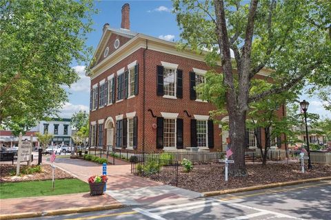 A home in Dahlonega