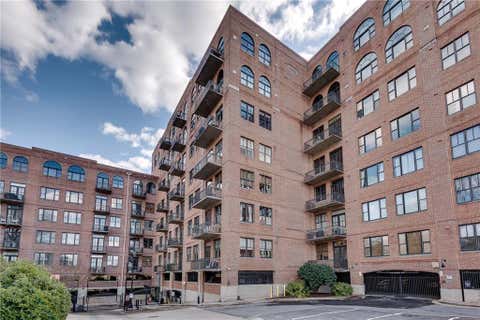 Condo For Sale - 3235 Roswell Road<br/> Atlanta, GA 30305