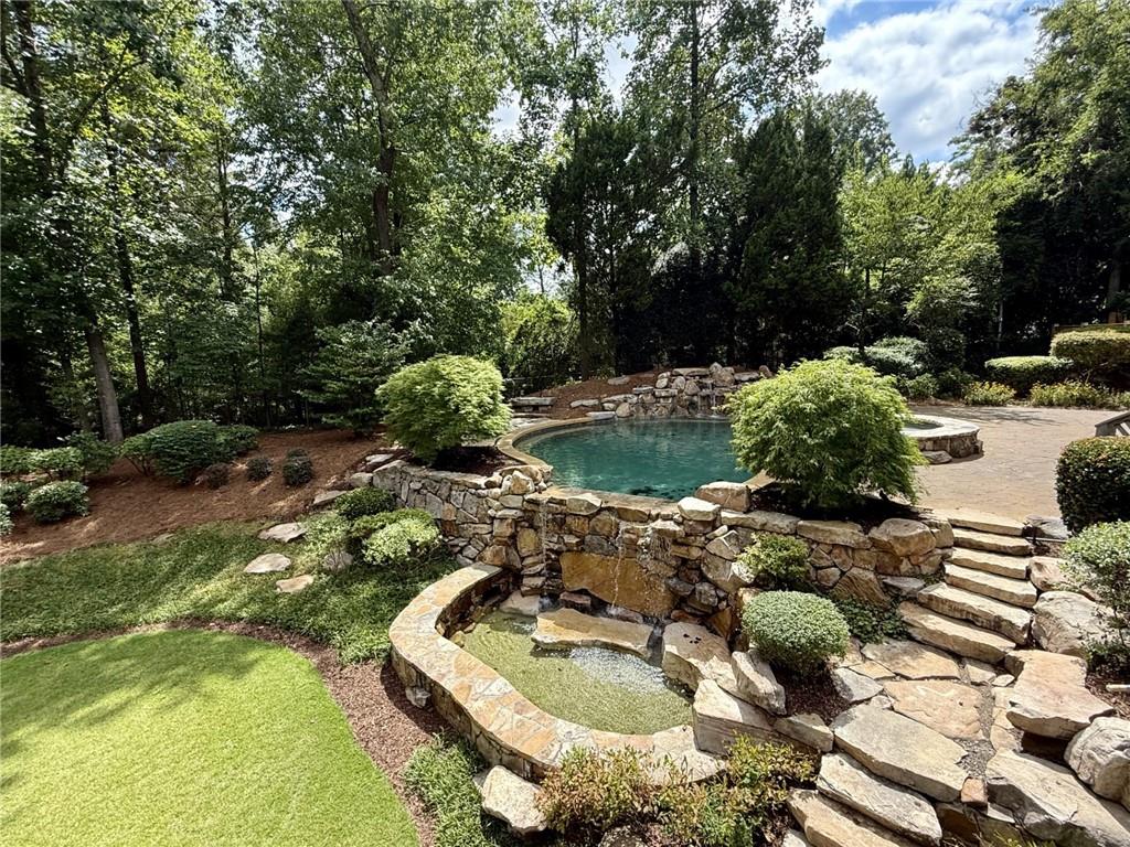 5027 Green Pine Drive