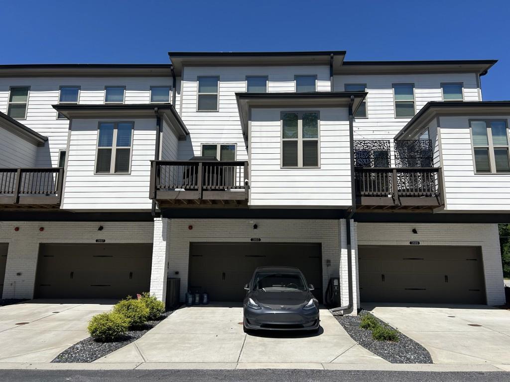 2893 Elmwood Drive