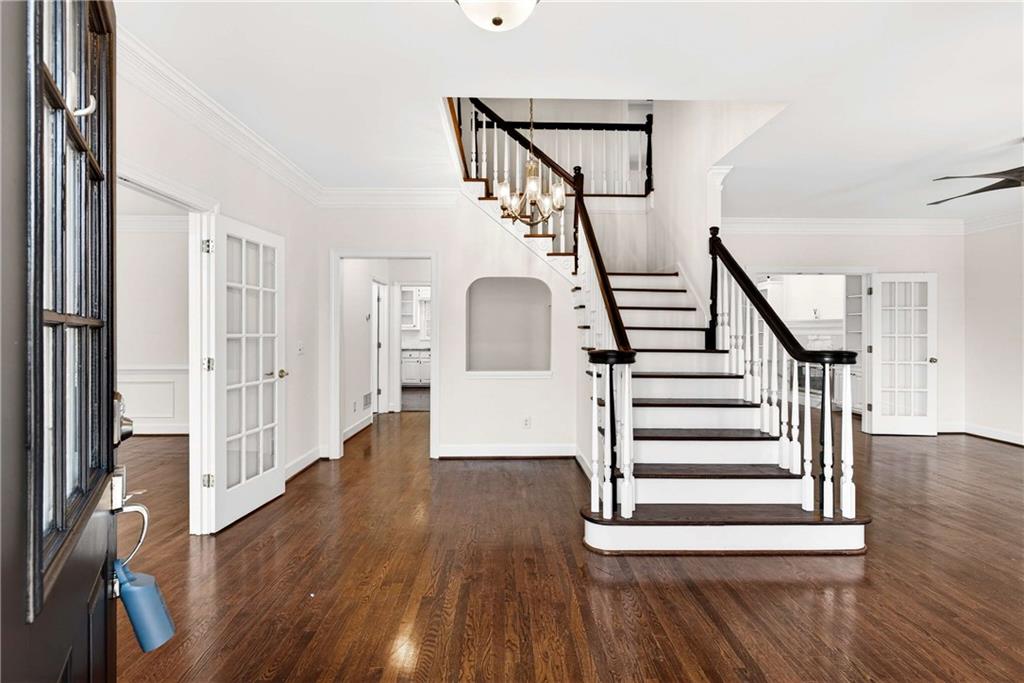 2428 Kings Arms Drive NE