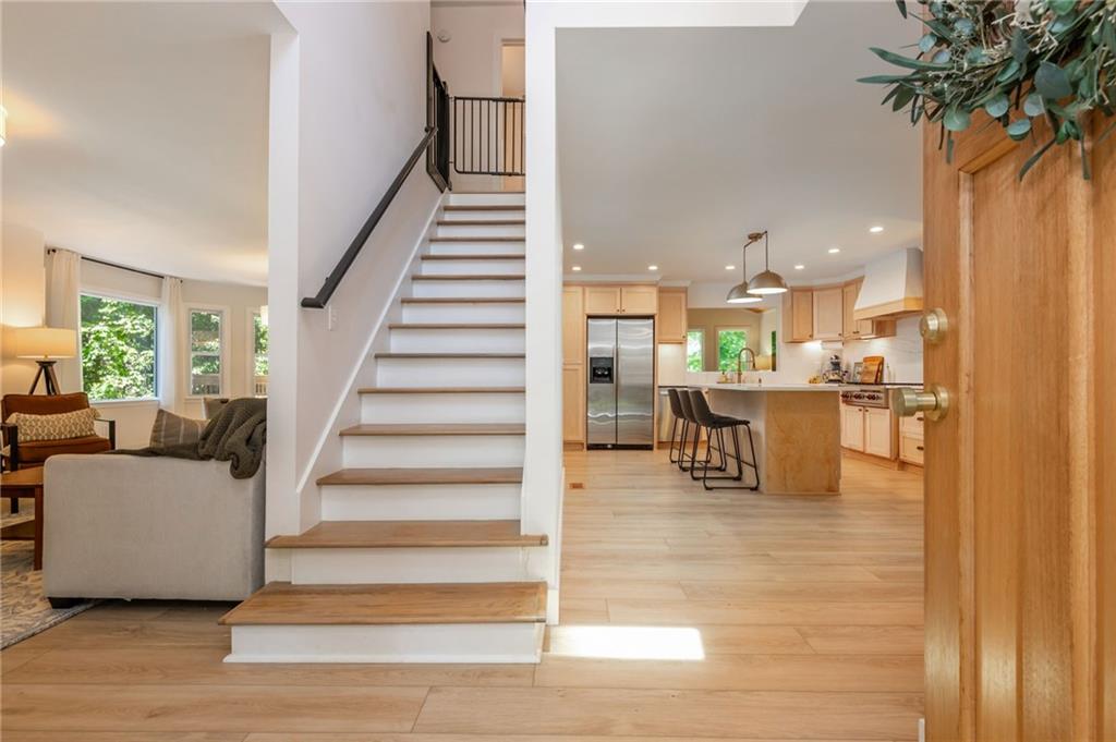 1307 Cobblestone Lane