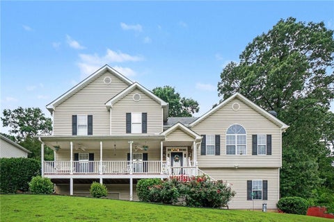 Homes For Sale - 250 Sable Trace Drive<br/> Acworth, GA 30102