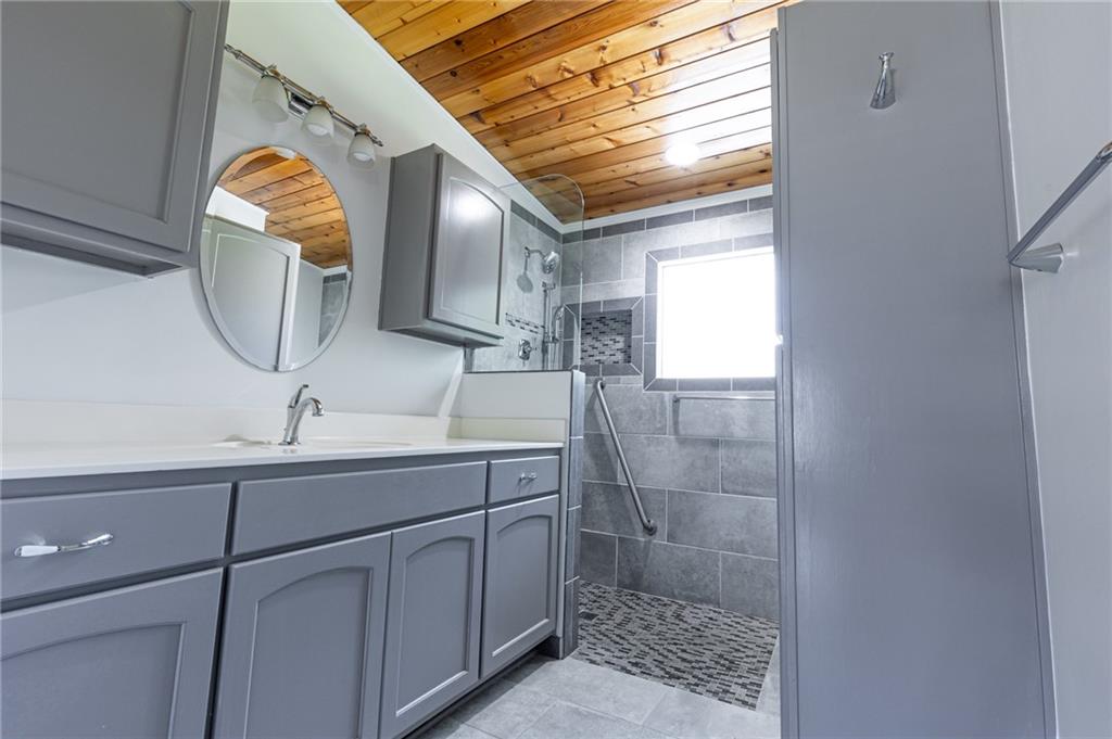 Drew Valley - Residential Lease