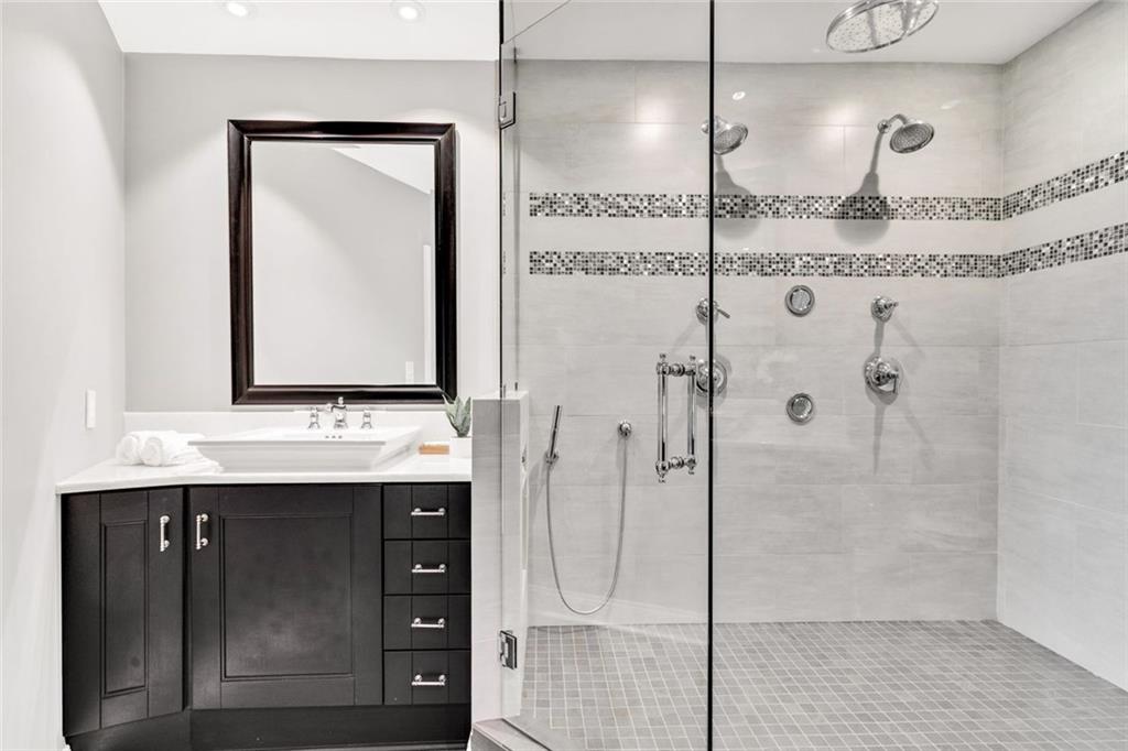 2881 Peachtree Road #1202, Atlanta, Georgia image 24