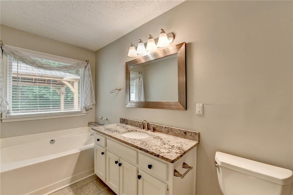 425 Charlyne Way, Dacula, Georgia image 43
