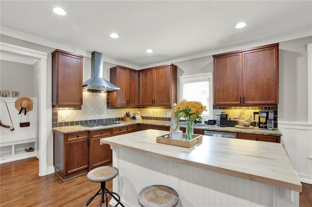 201 Beacon Cove, Canton, Georgia image 21