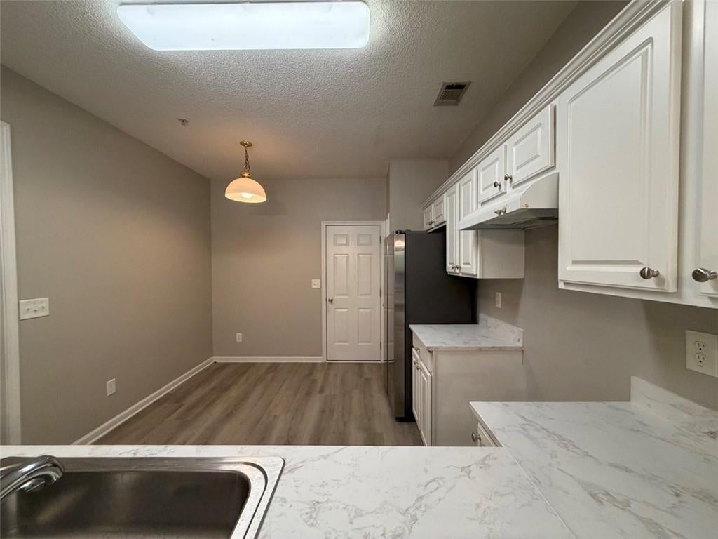 249 Regent Square