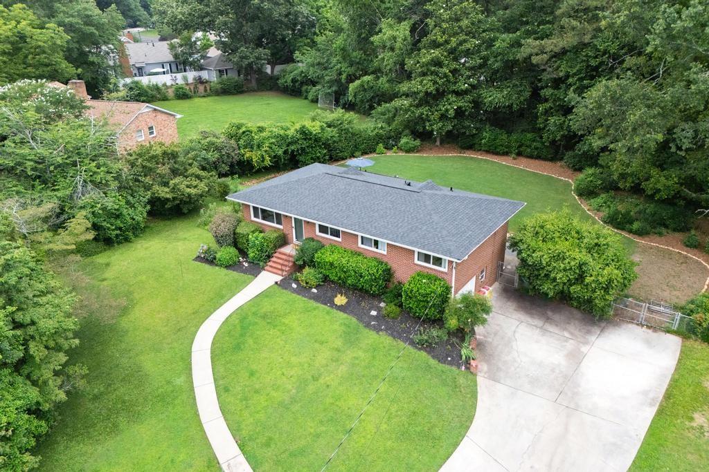 388 Talcott Circle NW
