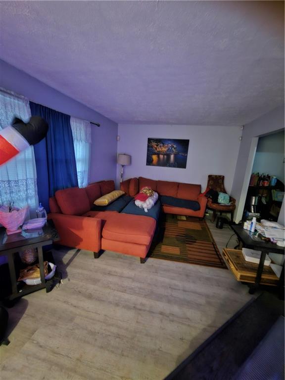 3865 Pointe Bleue Drive