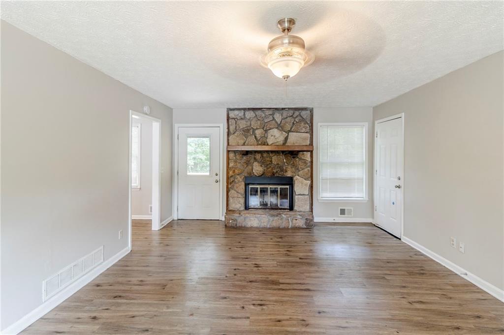 3120 Westwood Drive, Acworth, Georgia image 10
