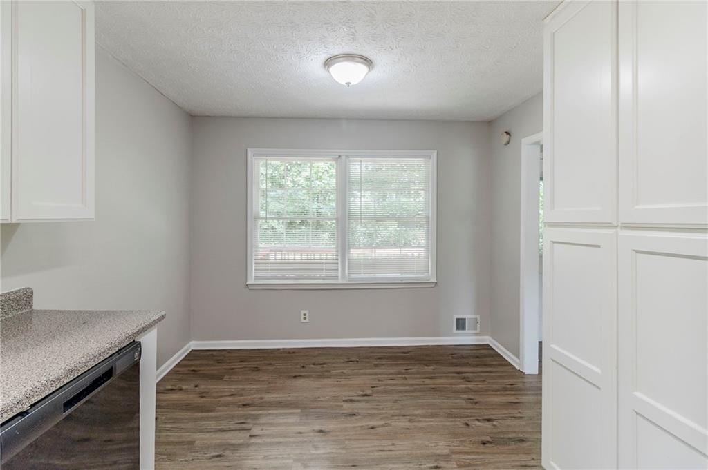3120 Westwood Drive, Acworth, Georgia image 4