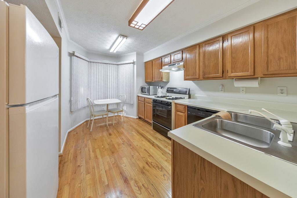 6411 Northridge Drive