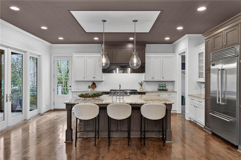 15 Lake Forrest Lane NE