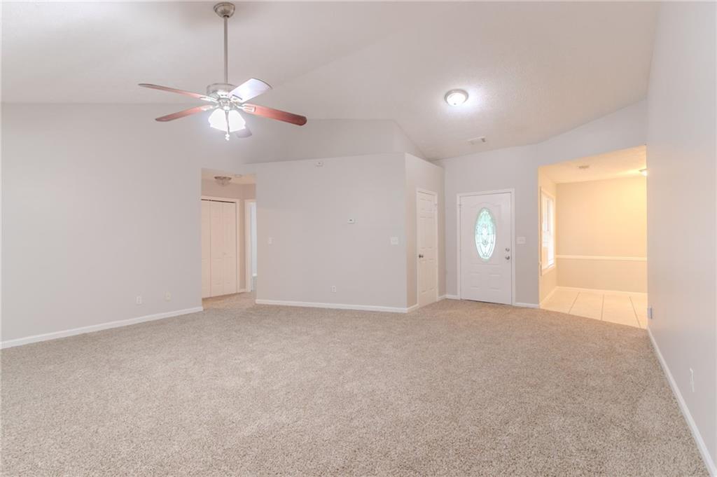 5888 Old Wellborn Trace, Lithonia, Georgia image 5