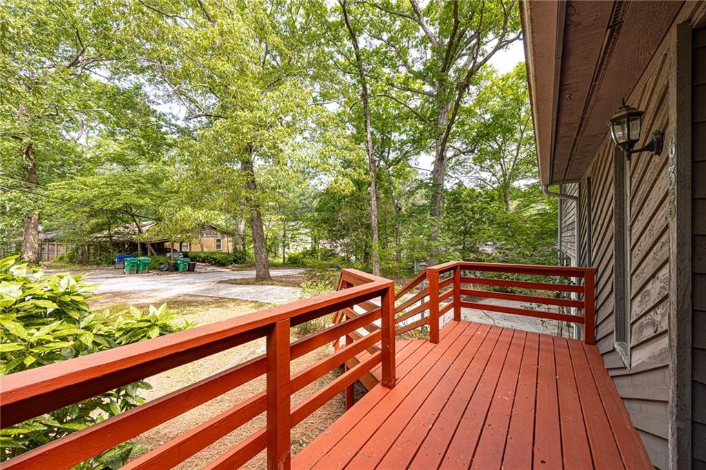 633 Iris Road, Pine Lake, Georgia image 10