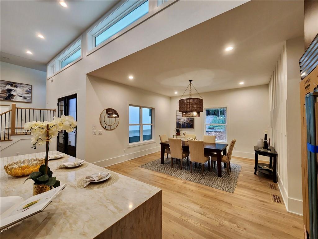 3134 W Roxboro Road NE