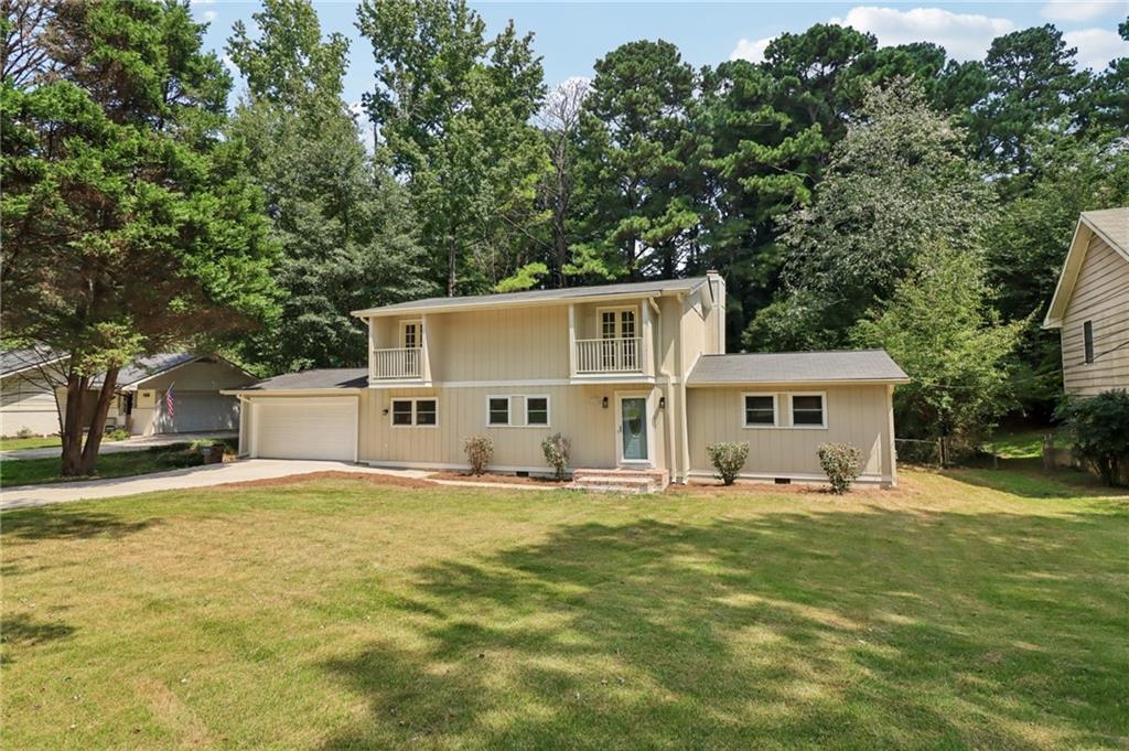 NEWLY RENOVATED, master-on-main, 3 bedroom, 2.5 Bath home in the Parkview/ Trickum/ Camp Creek district. Fresh paint inside and out, new LVP floors throughout, new lighting, updated fixtures and hardware. Clean and move-in ready! Tons of fantastic natural light, level driveway and fenced yard. NO HOA. Close to schools, Mountain Park, Library, and Old Town Lilburn. Just 30 minutes to Atlanta via US 78, 45 minuted to ATL Airport, in a fantastic school district. Ideal for commuting to Emory, CDC, Ga Tech, and Midtown.