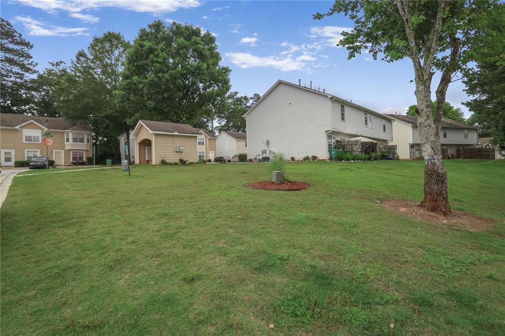 6076 Chupp Way Lane, Lithonia, Georgia image 7