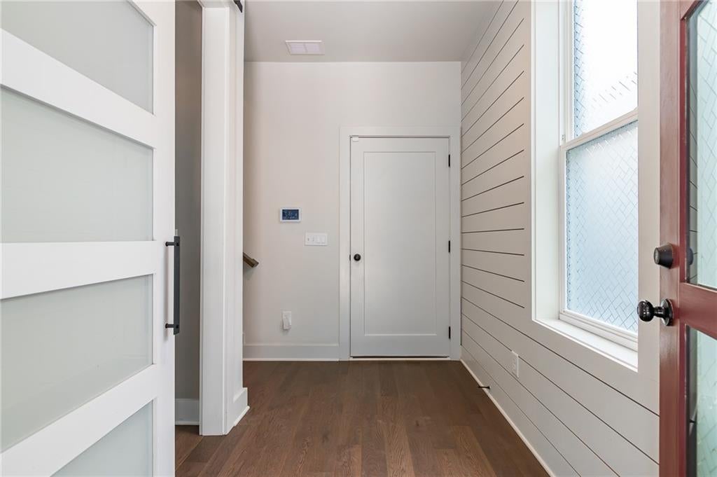 1350 May Avenue SE 5