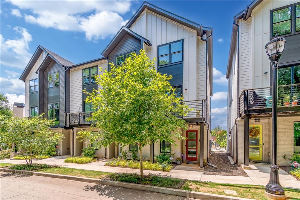 1350 May Avenue SE 5