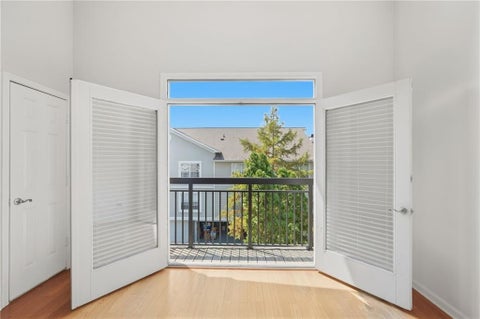 Condo For Sale - 4254 River Green Drive #604<br/> Atlanta, GA 30327