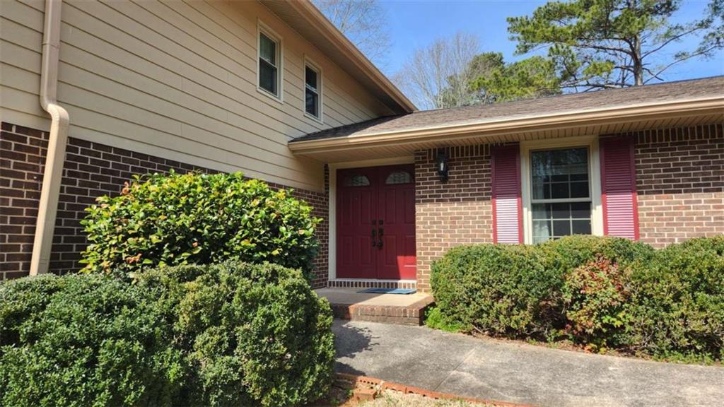 2886 Thornbriar Road