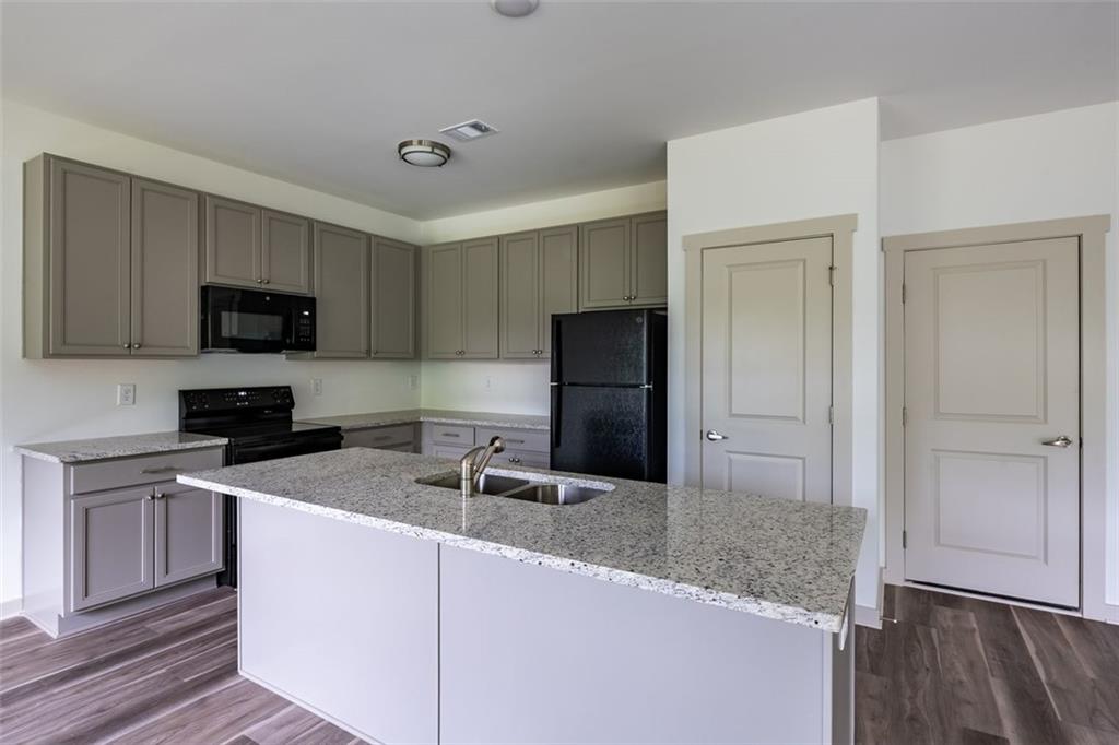 1810 Forkview Court