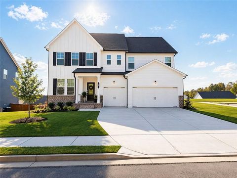 8 Andalusa Dallas GA 30132