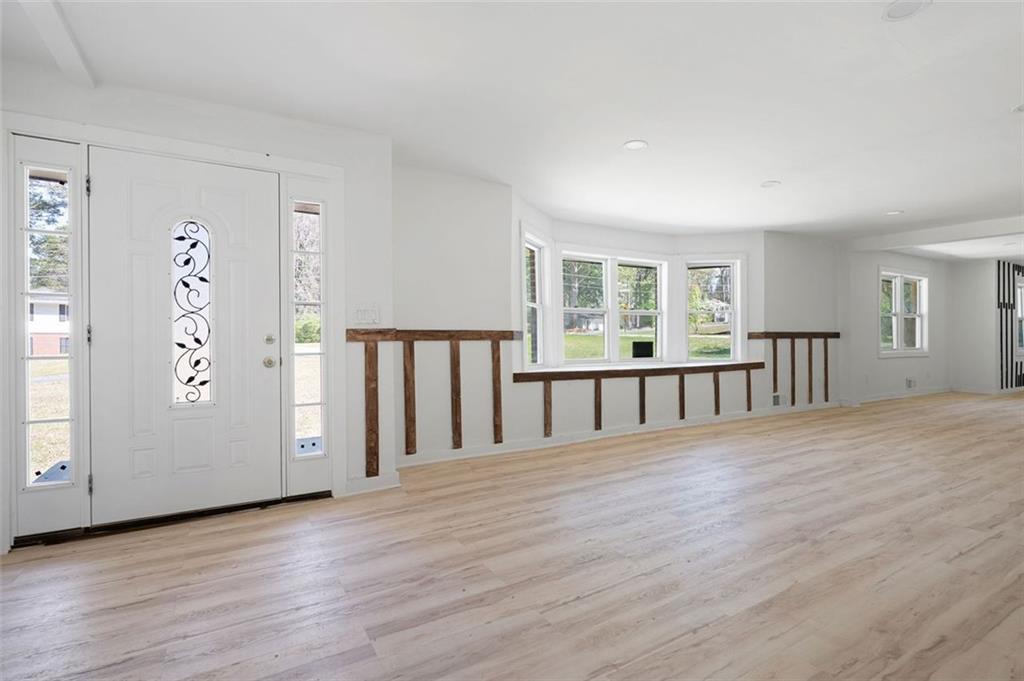 3042 Peek Road, Atlanta, Georgia image 5