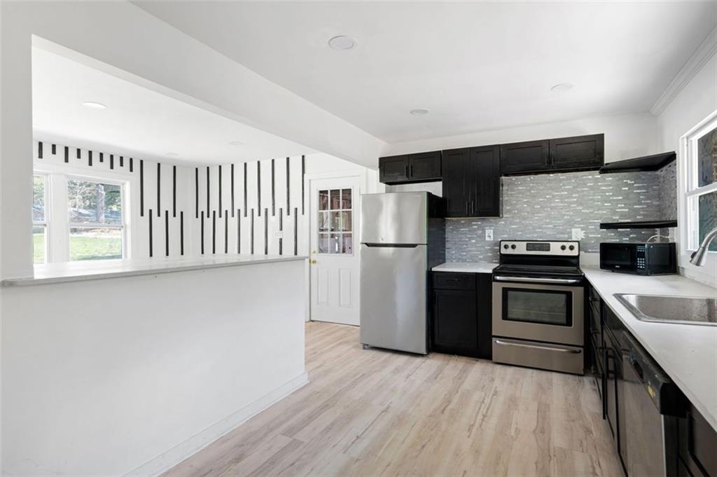 3042 Peek Road, Atlanta, Georgia image 12