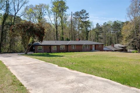 3042 PEEK Road NW Atlanta GA 30318