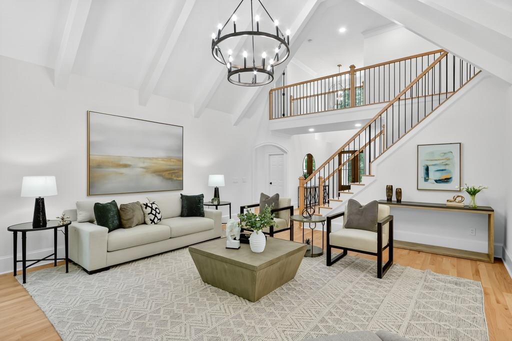 2779 Horseshoe Knoll Lane NE