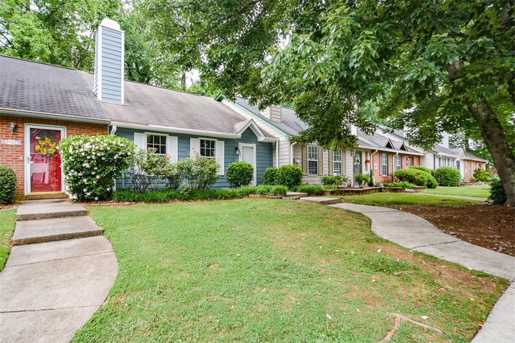 Photo 1 of 35 — 1920 Cheatham Woods Drive SW, Marietta, GA 30008