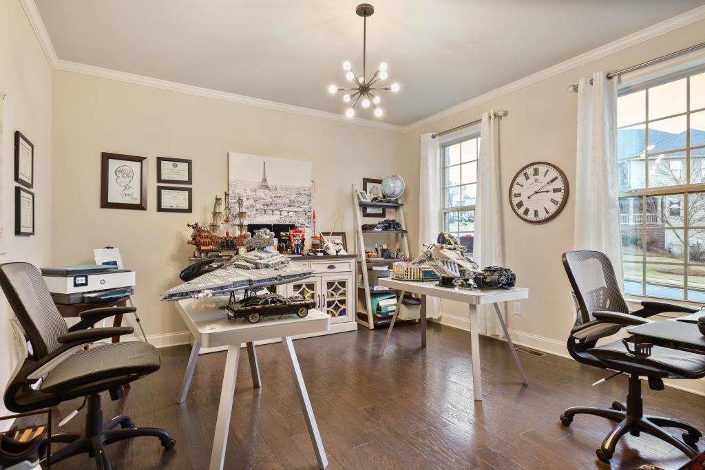 274 Lakestone Parkway