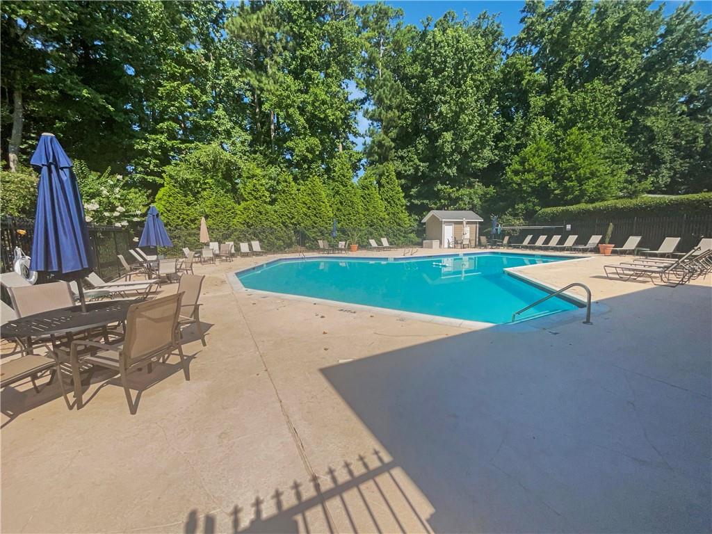 806 Brighton Point