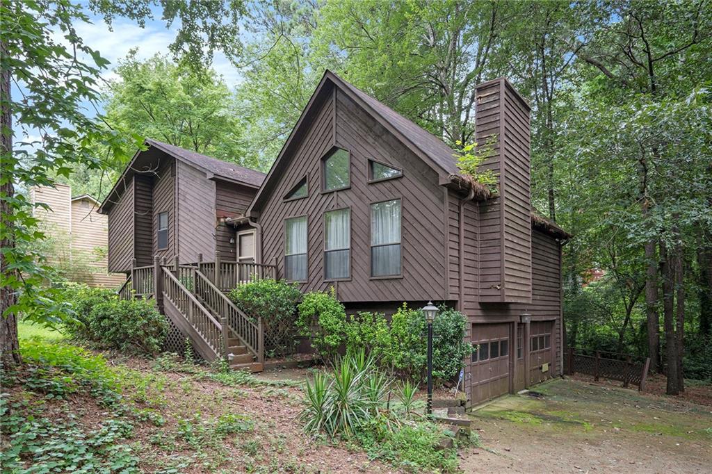 1723 Hickory Grove Trail NW