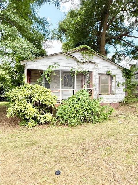 Homes For Sale - 371 Third Street<br/> Clayton County, Forest Park, GA 30297