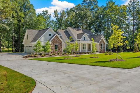 110 Farr Lake Drive Tyrone GA 30290