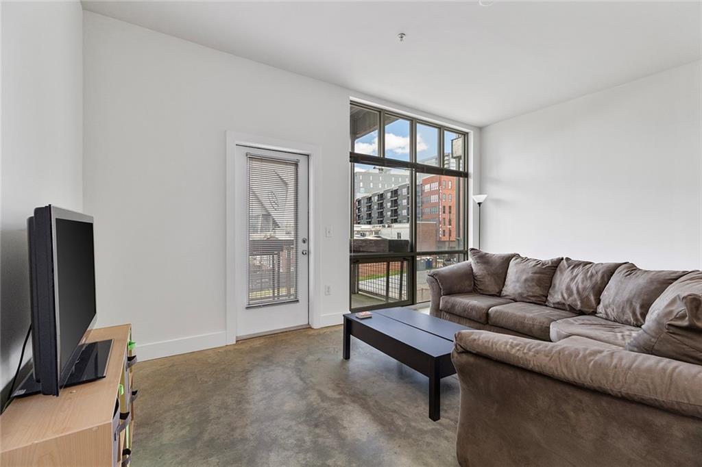 89 Mangum Street 210