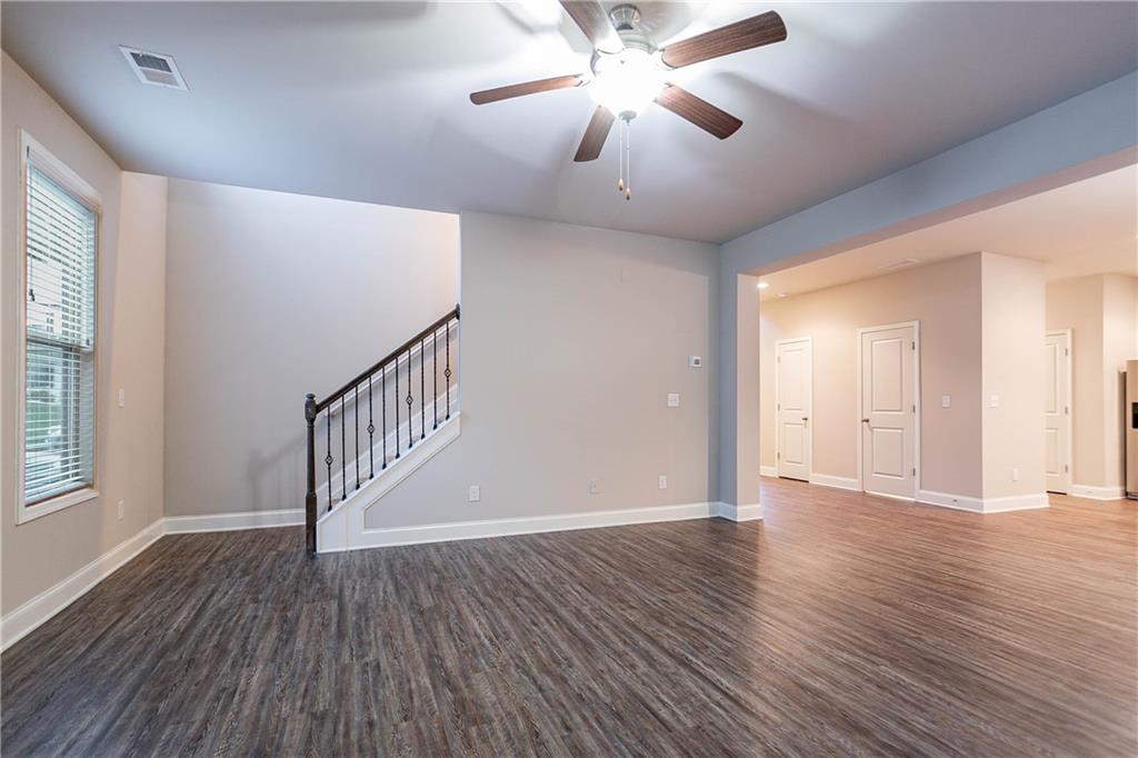 329 Dublin Way, Dallas, Georgia image 5