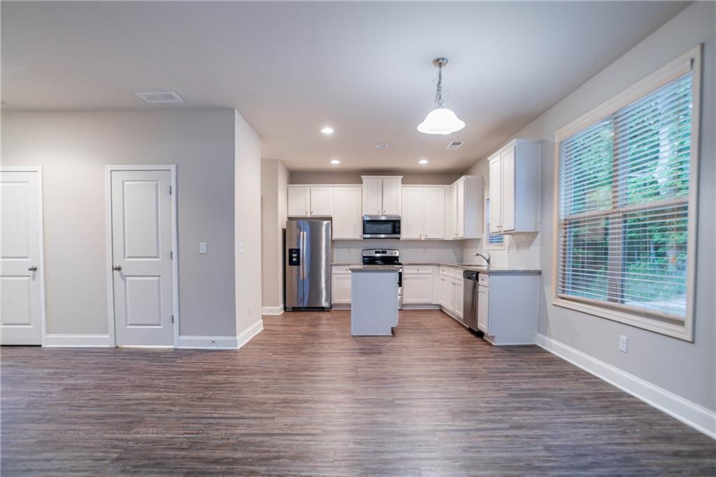 329 Dublin Way, Dallas, Georgia image 8