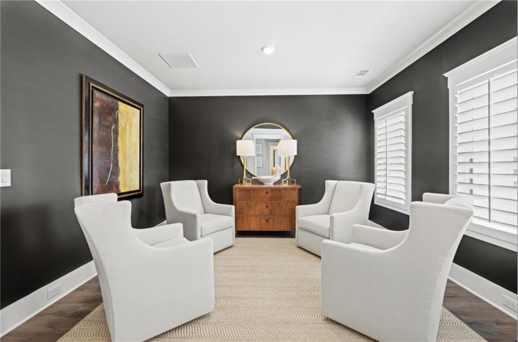 35 Rose Walk Court
