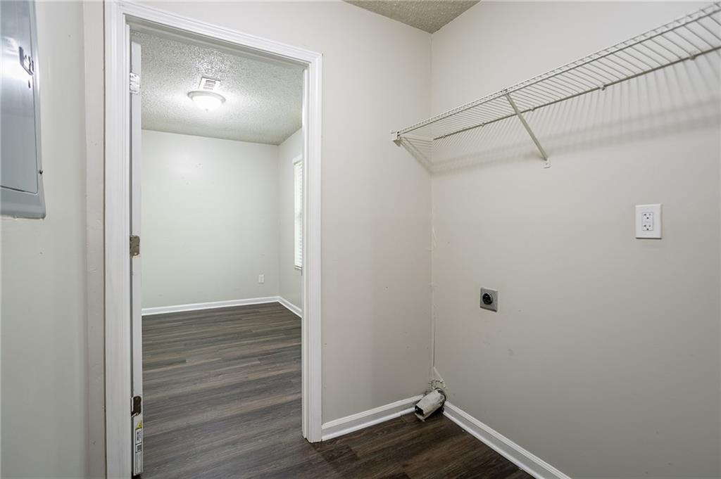 2800 Macon Drive, Atlanta, Georgia image 20