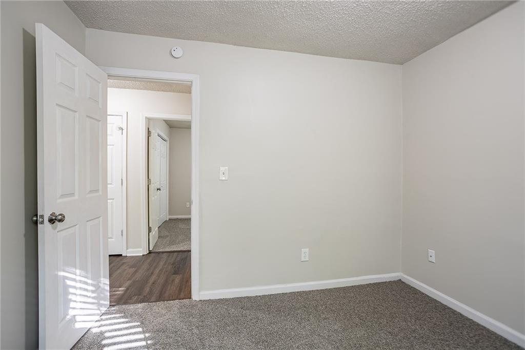 2800 Macon Drive, Atlanta, Georgia image 14