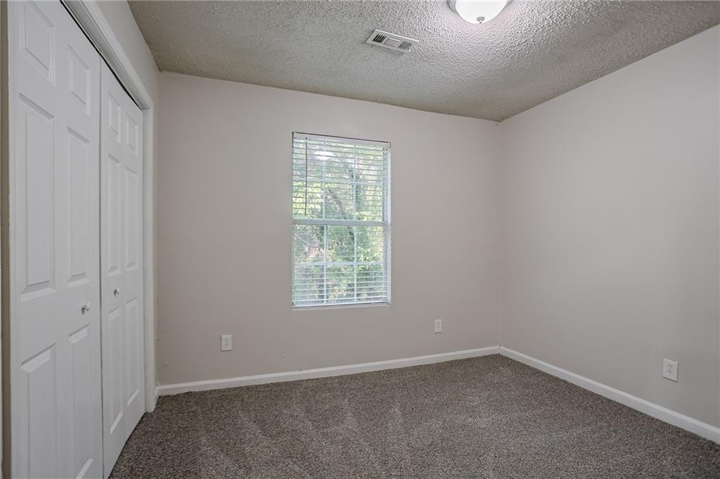 2800 Macon Drive, Atlanta, Georgia image 11