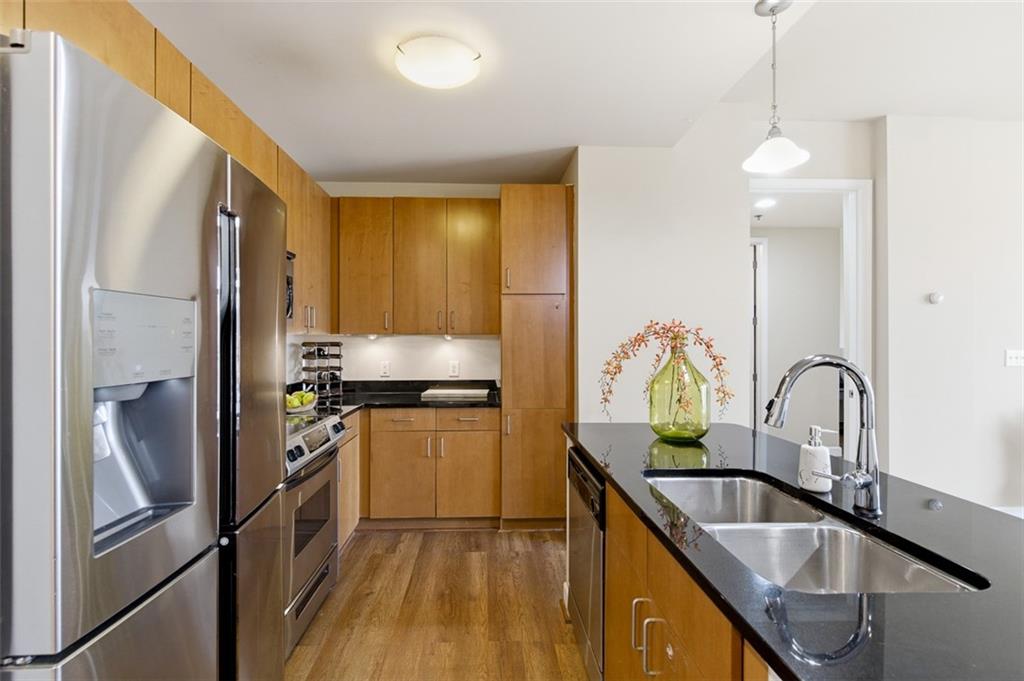 711 Cosmopolitan Drive NE 517