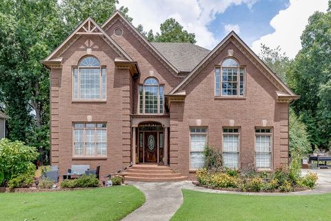 380 Chandler Court Sugar Hill GA 30518