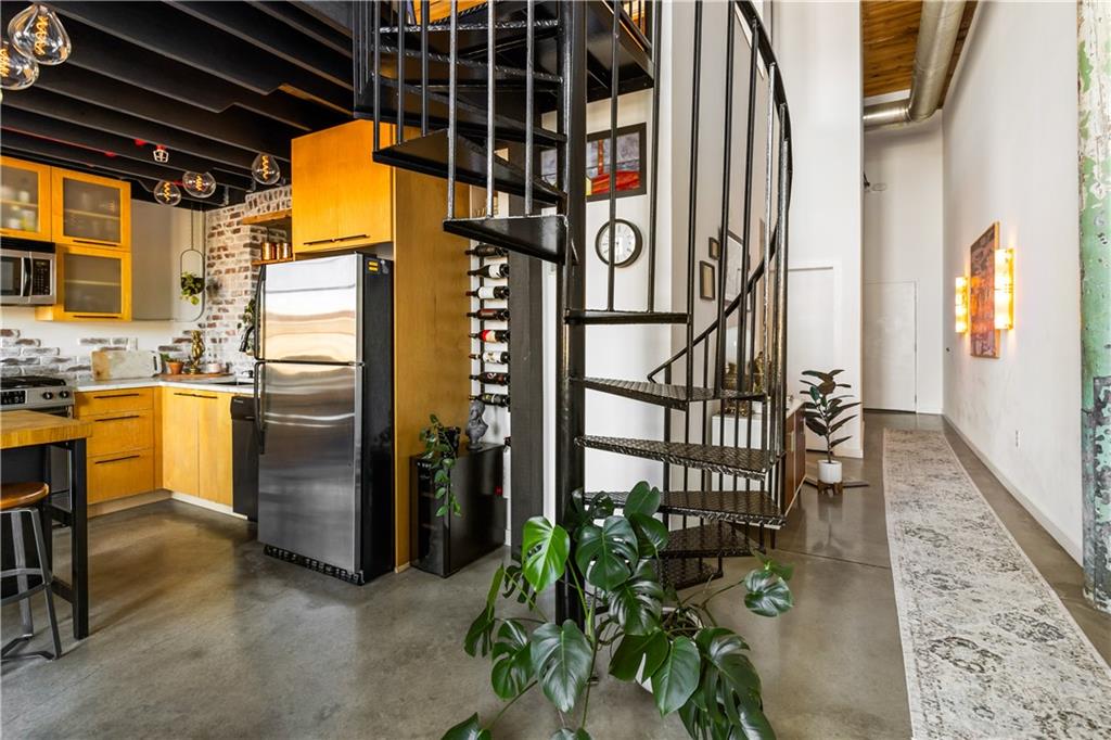 170 Boulevard SE 223E